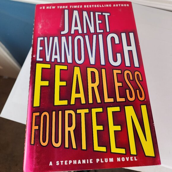 Janet Evanovich Stephanie Plum Novel Lot of Hardcover Three Books With Jackets - Picture 4 of 5